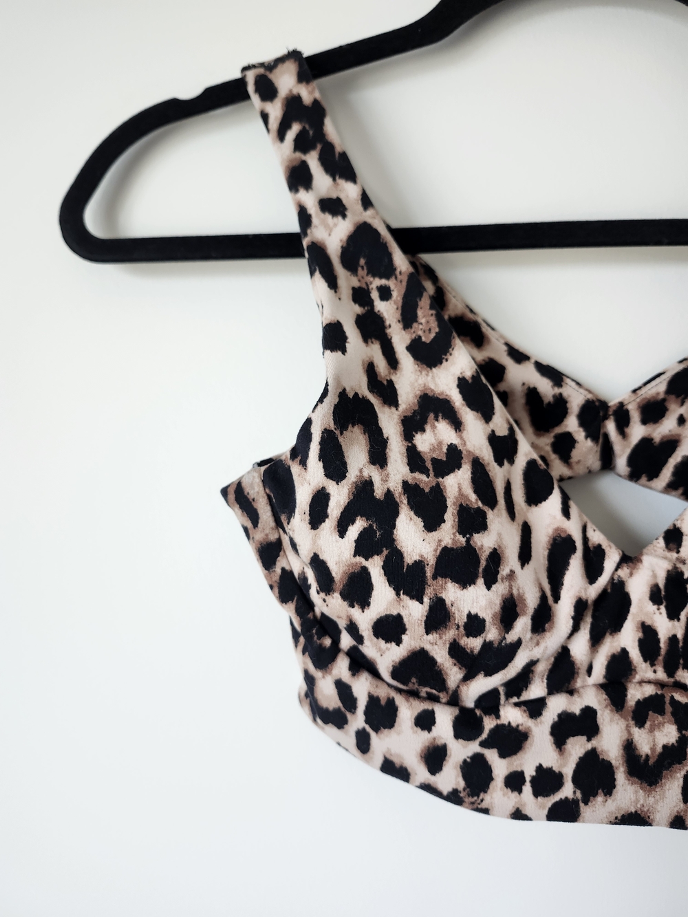 Victoria's Secret Leopard Print Sports Bra - Picture 3 of 8